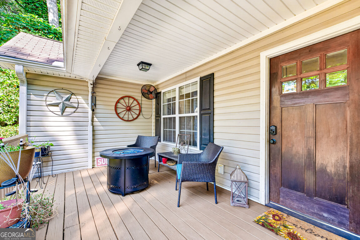 171 Dawson Drive Property Photo 4