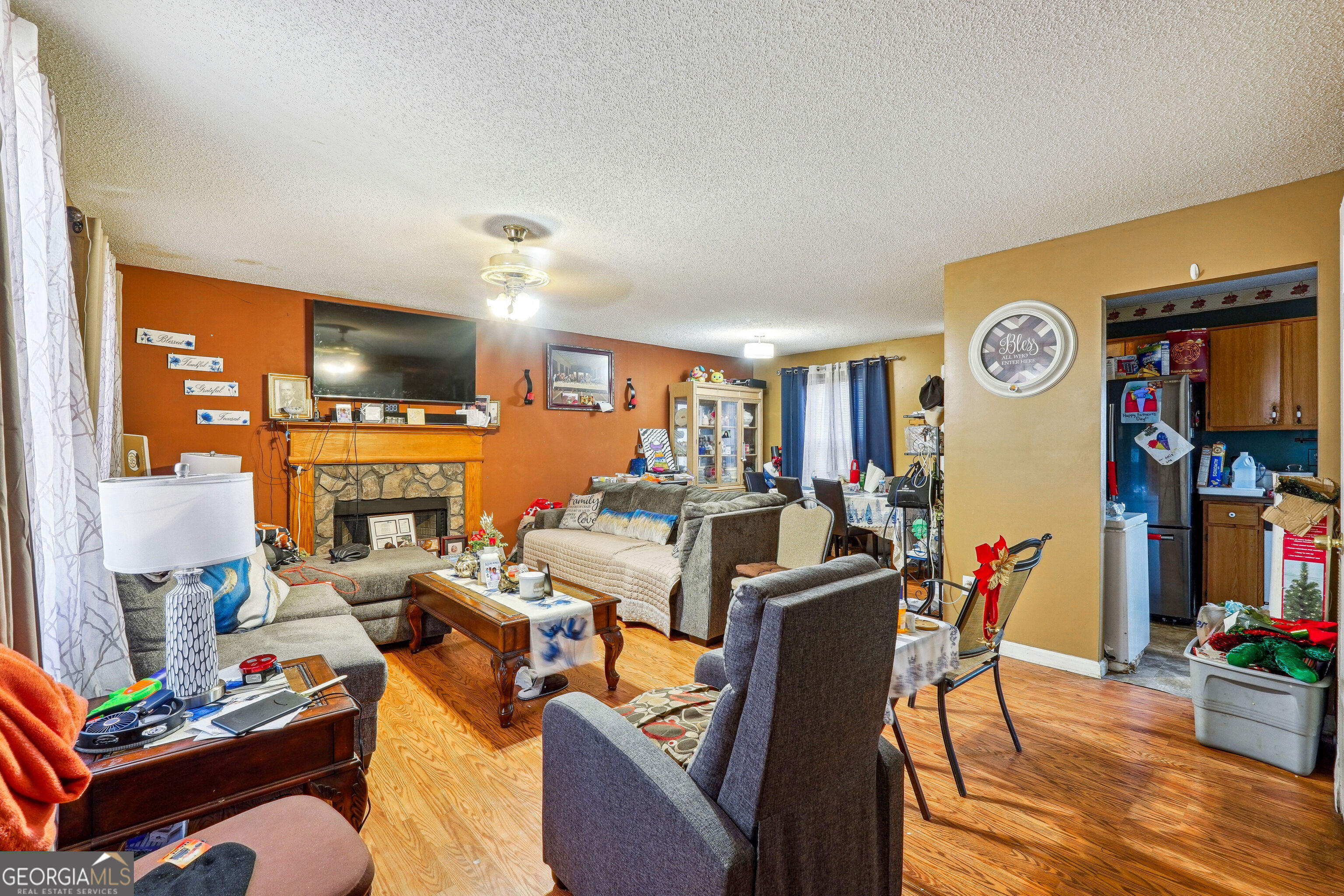 411 Ivy Crest Drive Property Photo 3