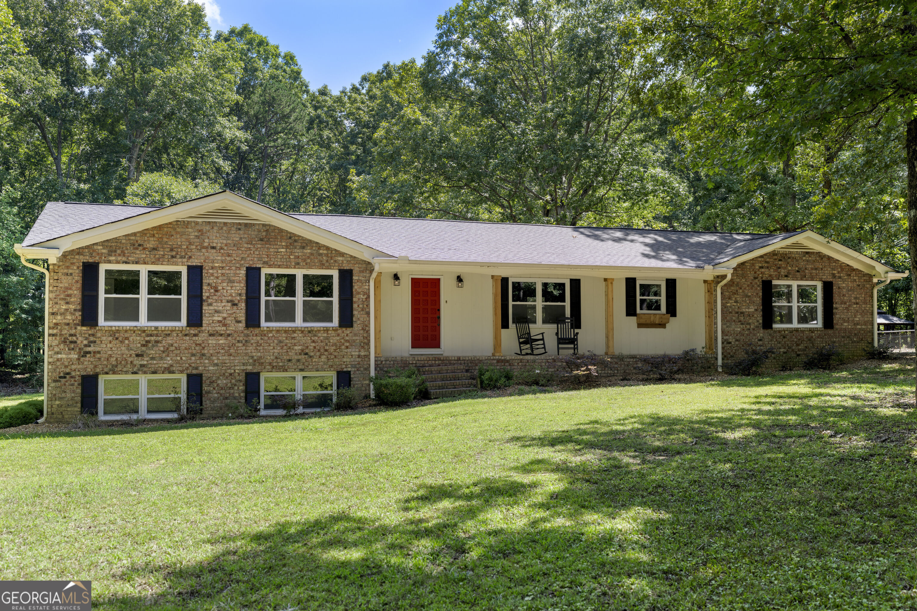 211 Race Horse Drive Property Photo 1