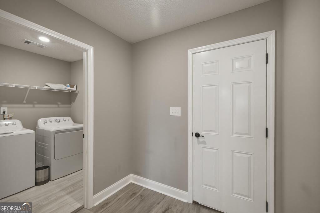 518 Edgarton Way Property Photo 15