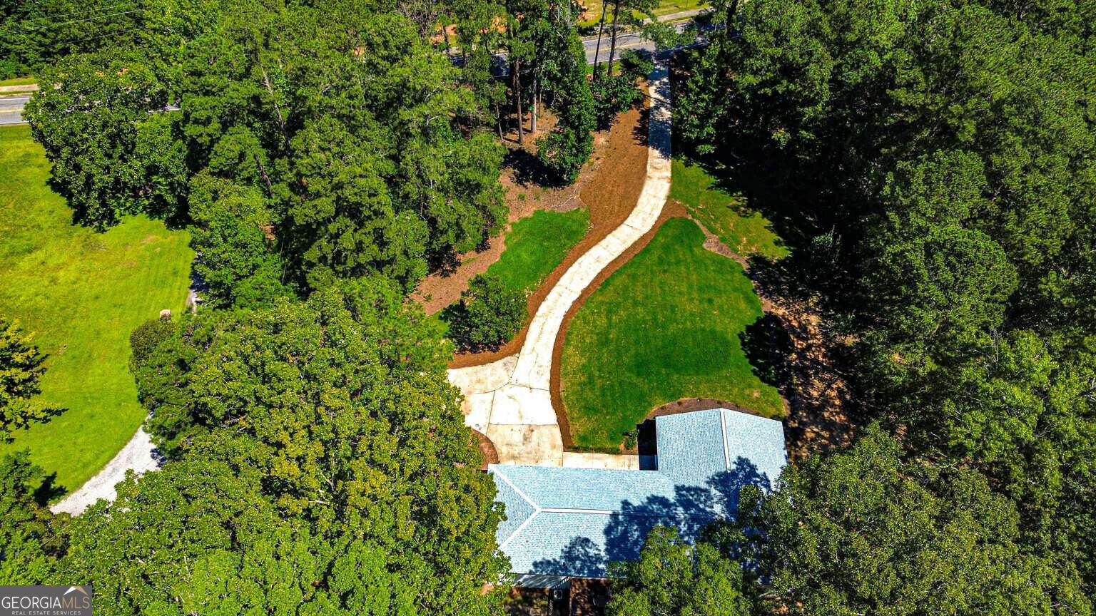 9640 Cedar Grove Road Property Photo 3