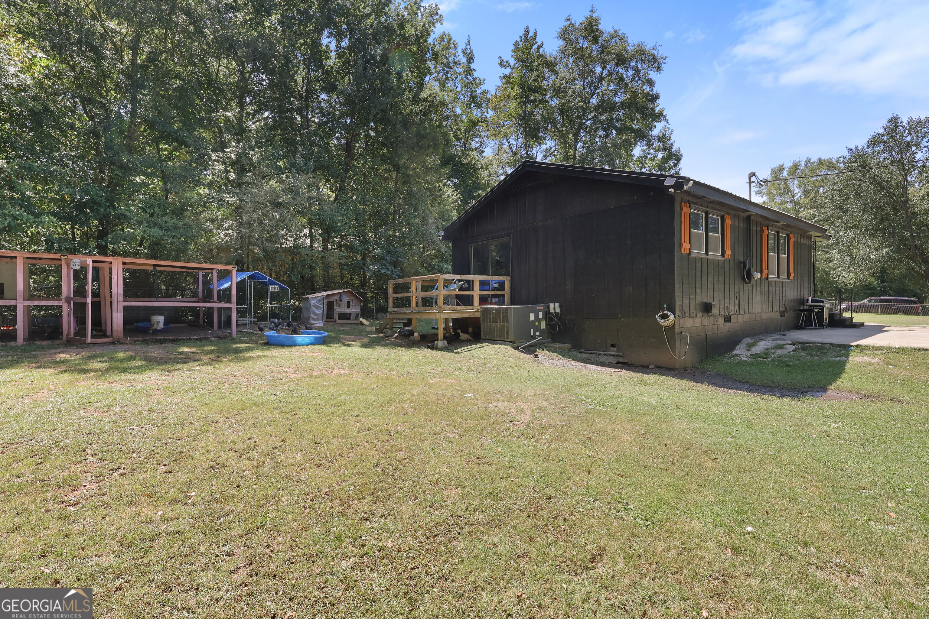 24 Shady Lane Property Photo 6