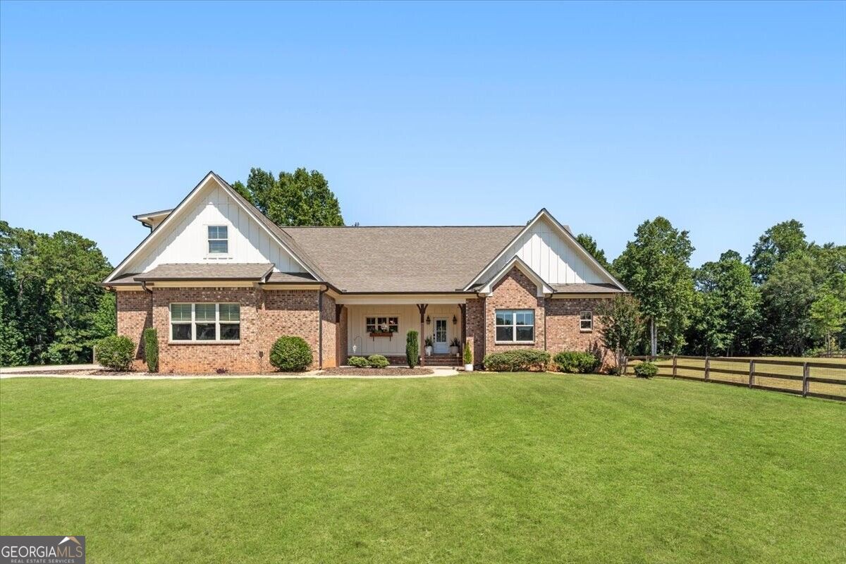 915 Pool Road Property Photo 1