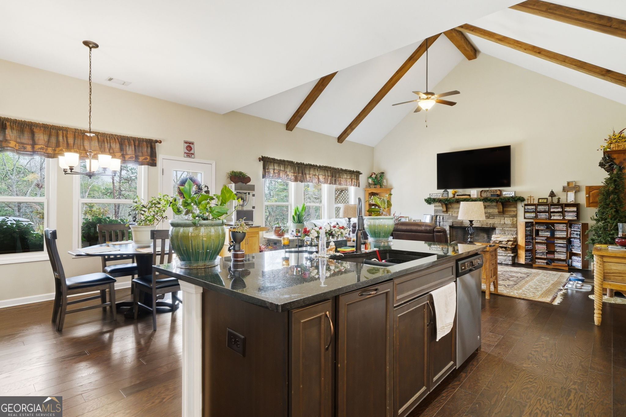 129 White Antelope Street Property Photo 10