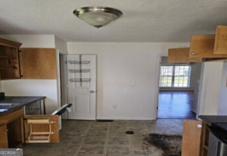 1504 Rockview Circle Property Photo 4