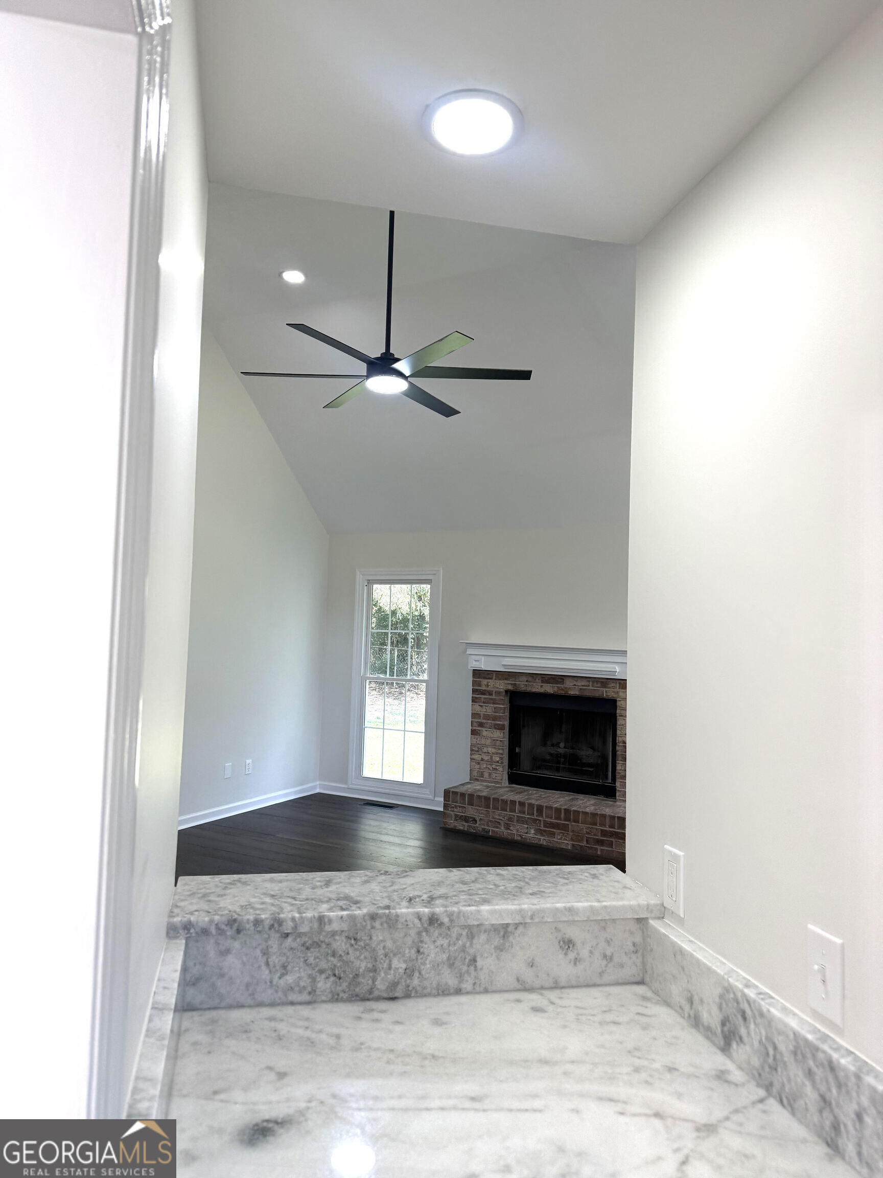 132 Ashley Terrace Se Property Photo 13