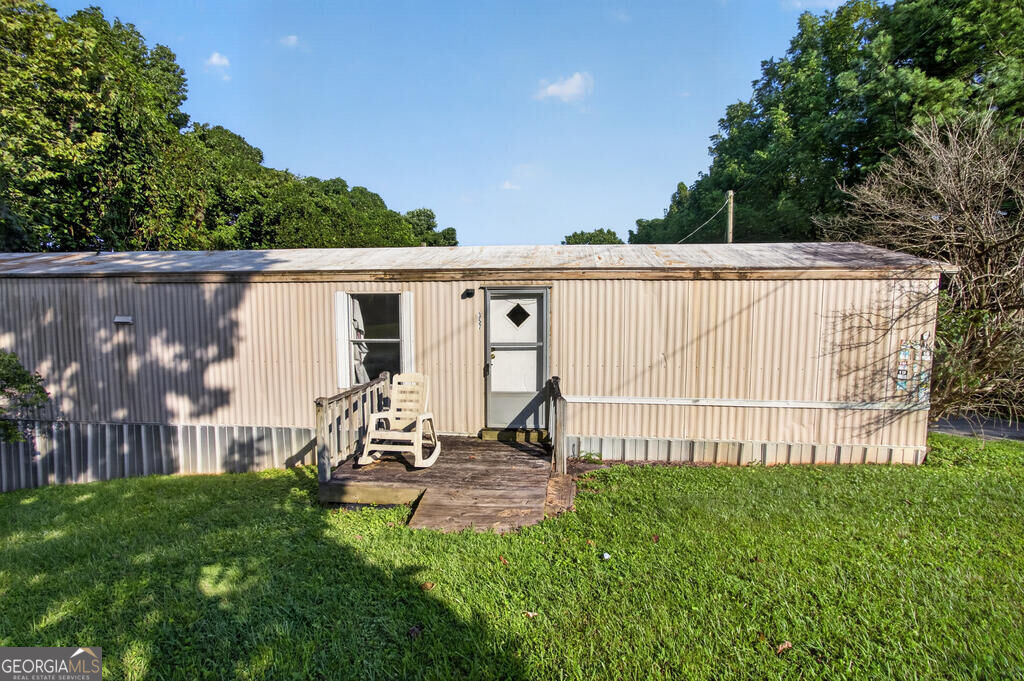 357 E Second Street Property Photo 3