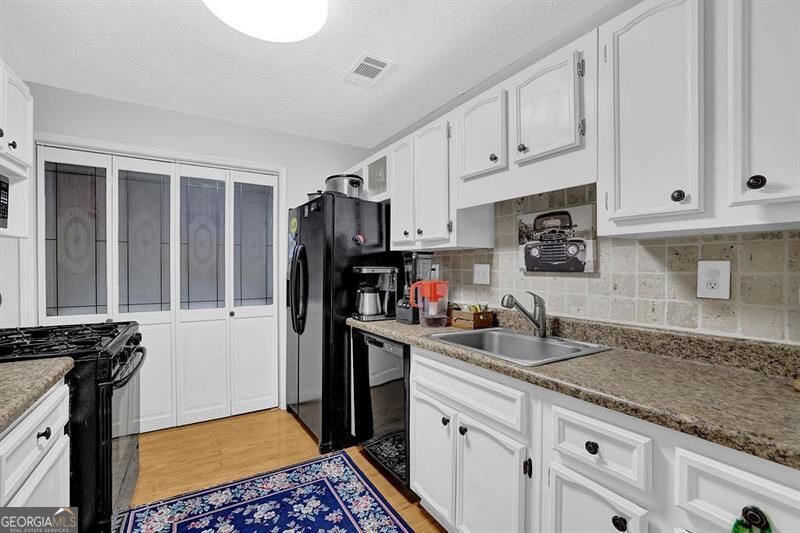 1004 Vicksburg Place Property Photo 1
