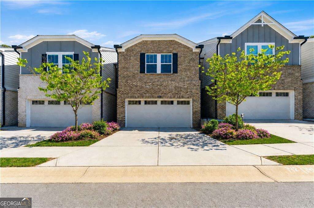 1665 Villageside Court Property Photo 1