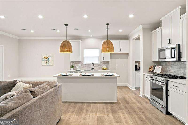 136 Ledgemont Way Property Photo 20