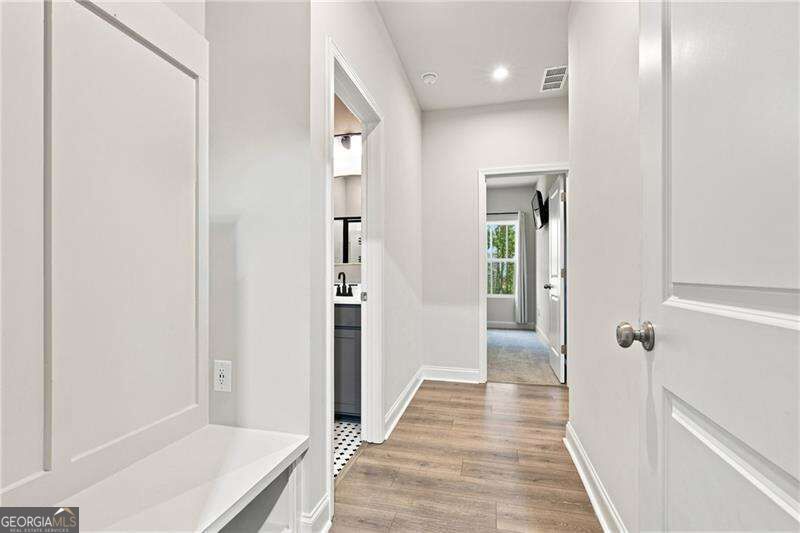 136 Ledgemont Way Property Photo 41