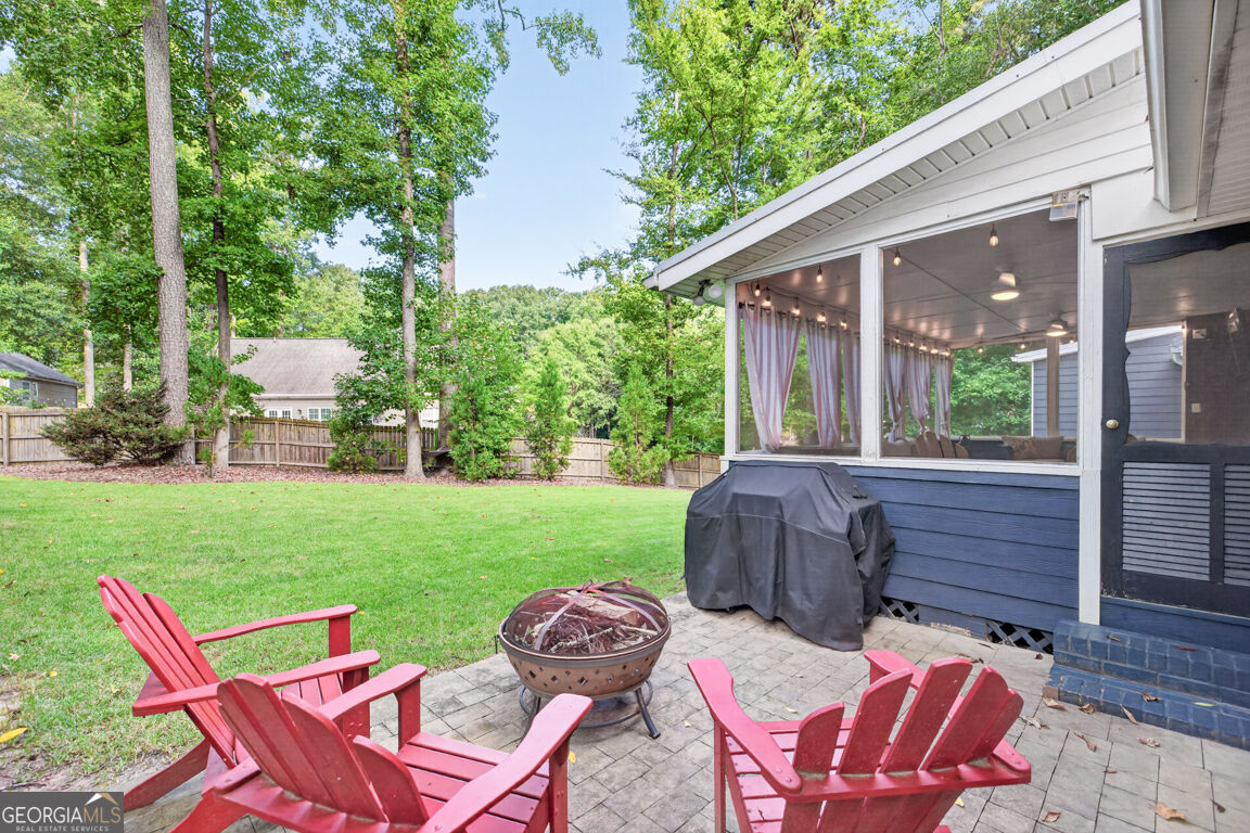 327 Dickson Drive Property Photo 39