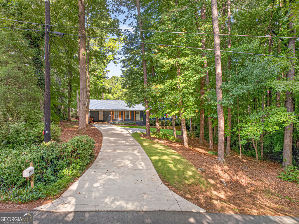 327 Dickson Drive Property Photo 45