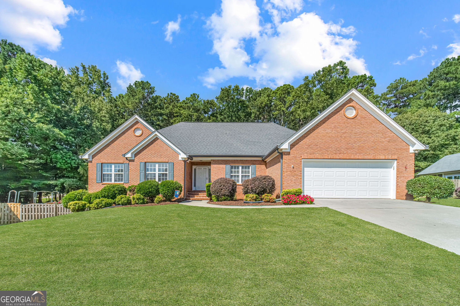 1260 Fountain Cove Lane Property Photo 1