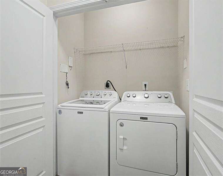 10 Perimeter Summi Boulevard Ne # 4236 Property Photo 12