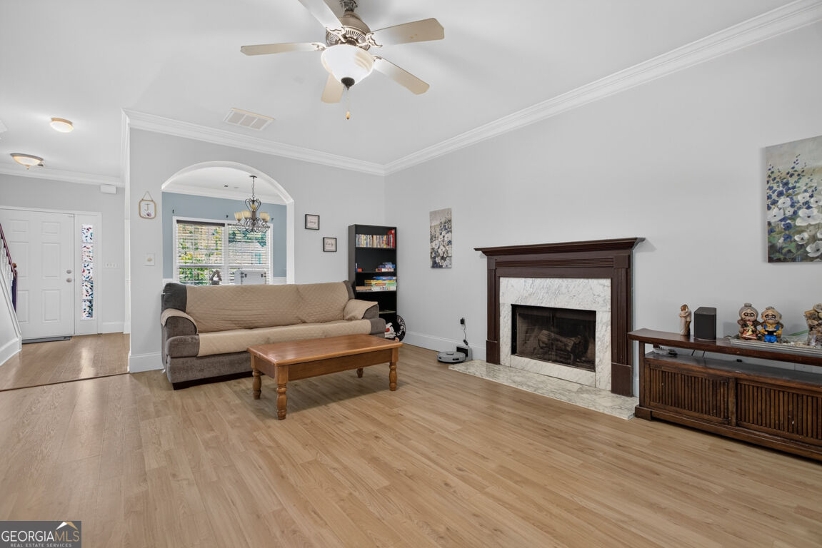 35 Amherst Drive Property Photo 8