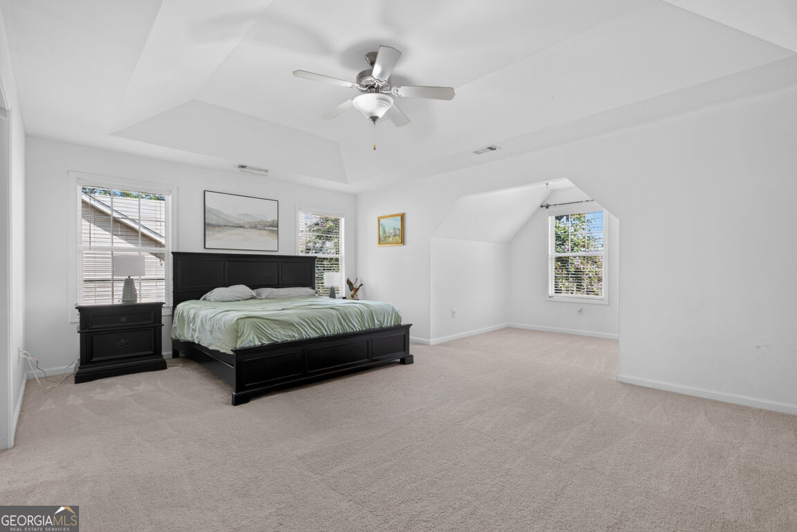 35 Amherst Drive Property Photo 23