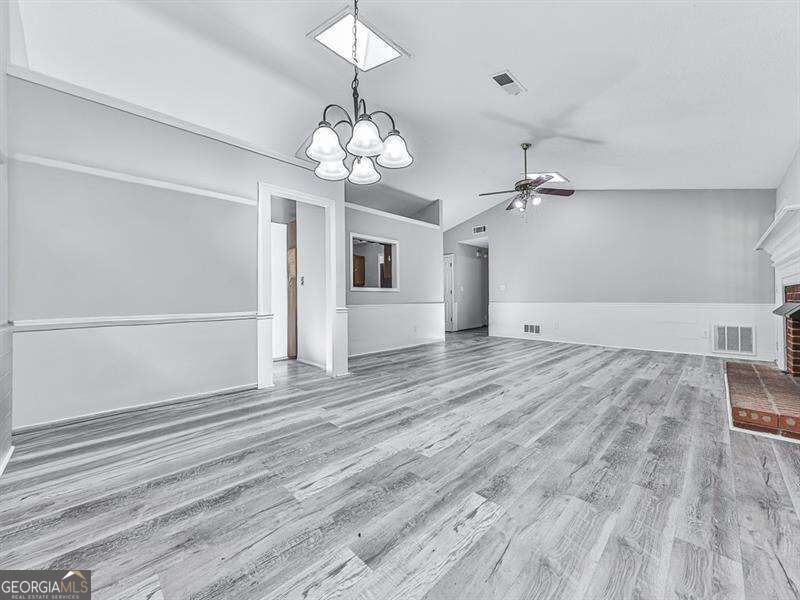 650 Radford Circle Property Photo 10
