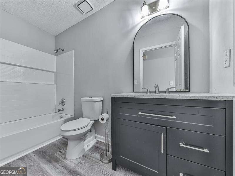 650 Radford Circle Property Photo 18
