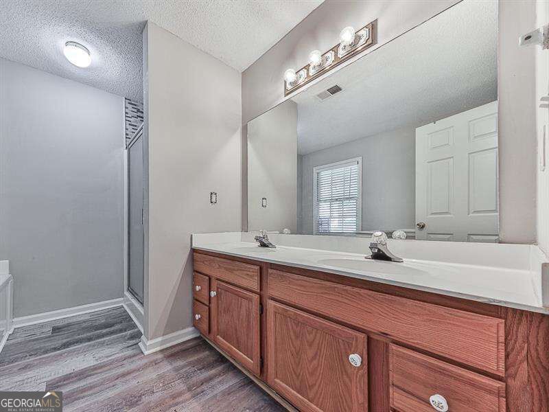 650 Radford Circle Property Photo 21