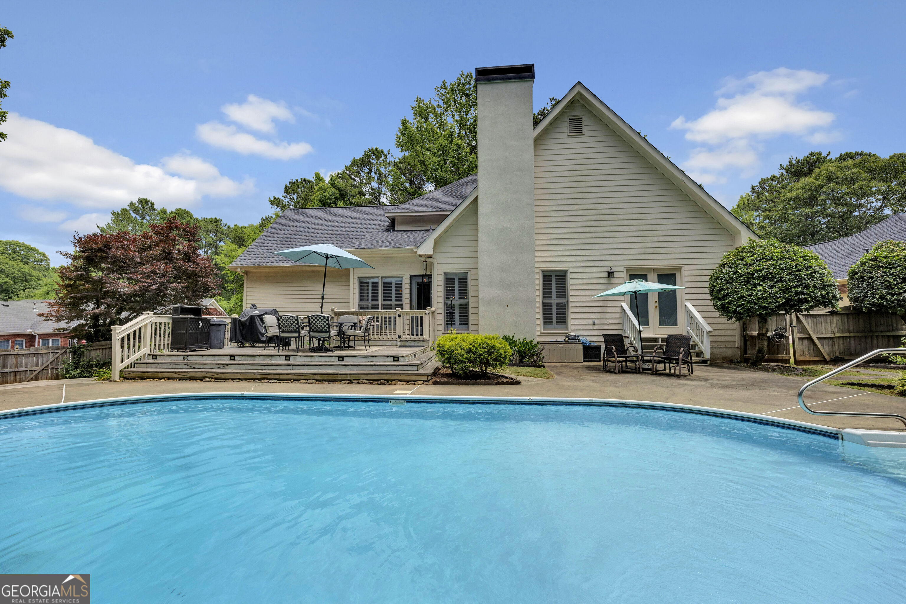 245 Westchester Drive Property Photo 1