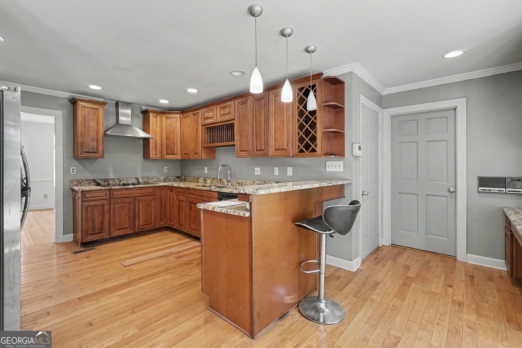 6317 Southland Forest Drive Property Photo 9