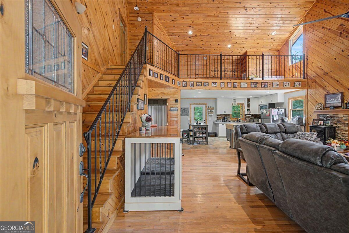 335 Dunn Road Se Property Photo 8