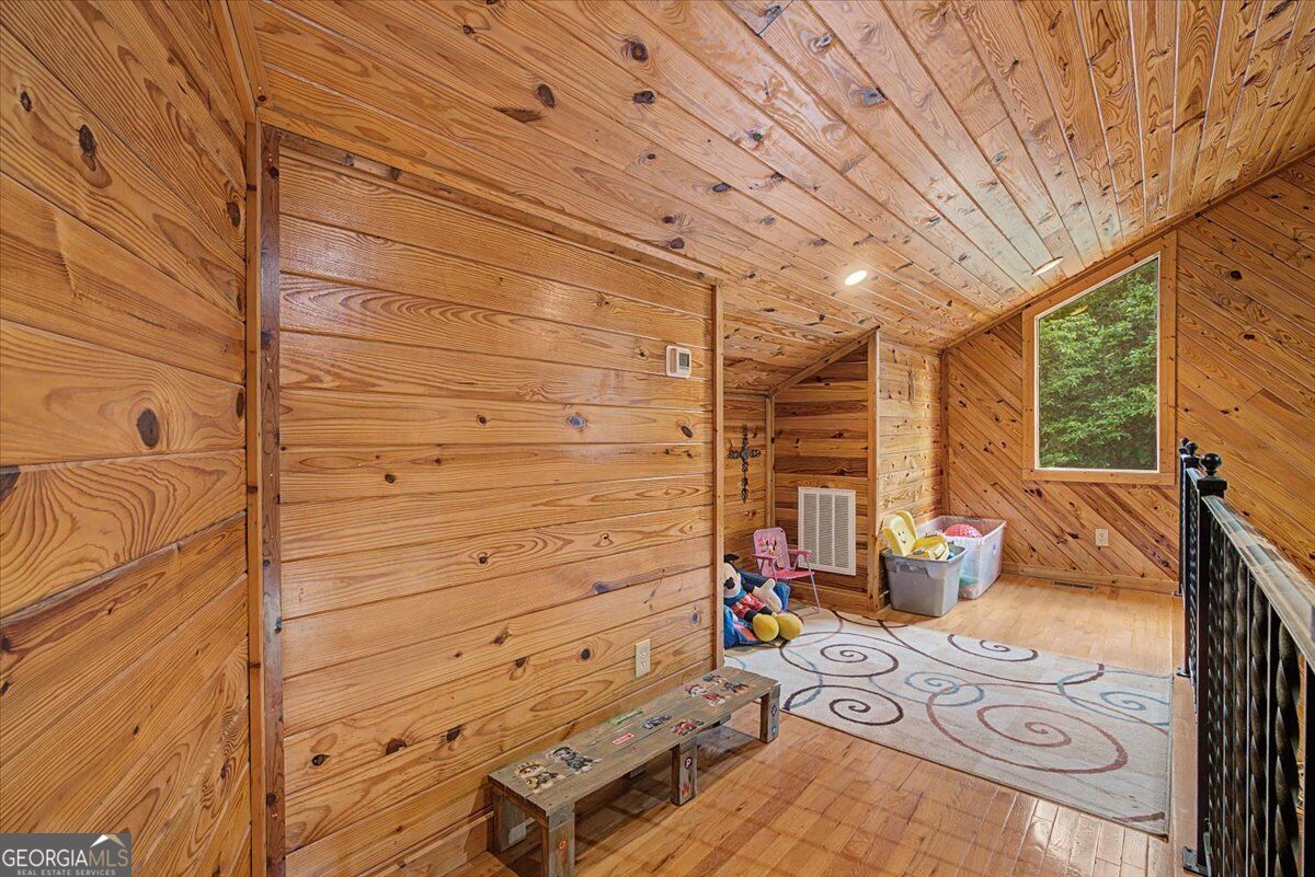 335 Dunn Road Se Property Photo 17