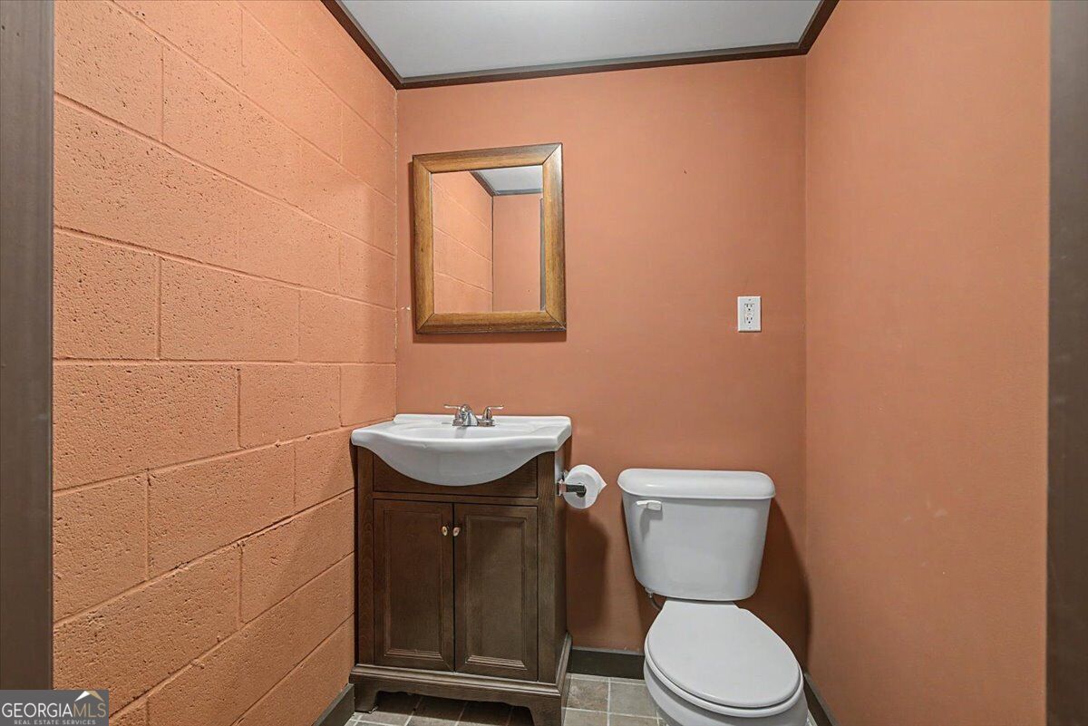 335 Dunn Road Se Property Photo 23