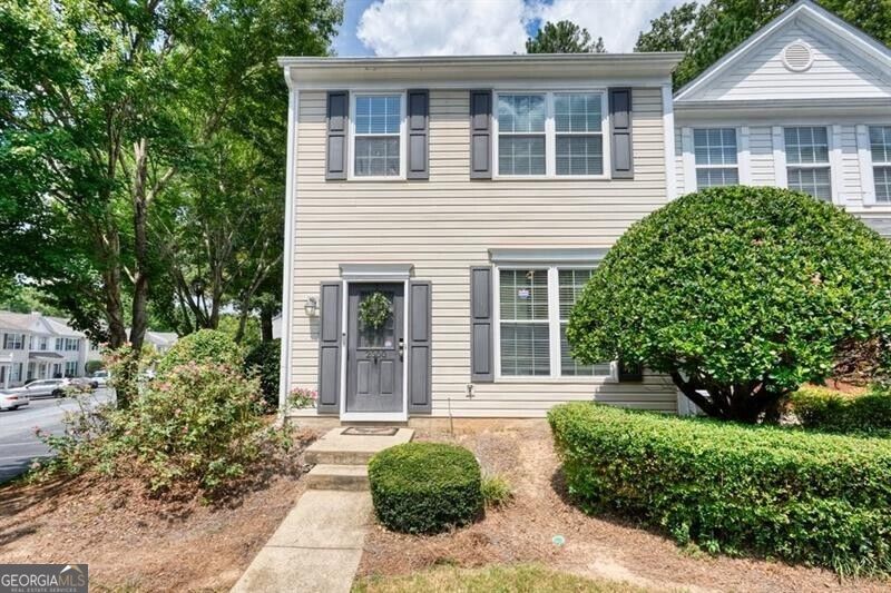 2000 Whitestone Place Property Photo 1