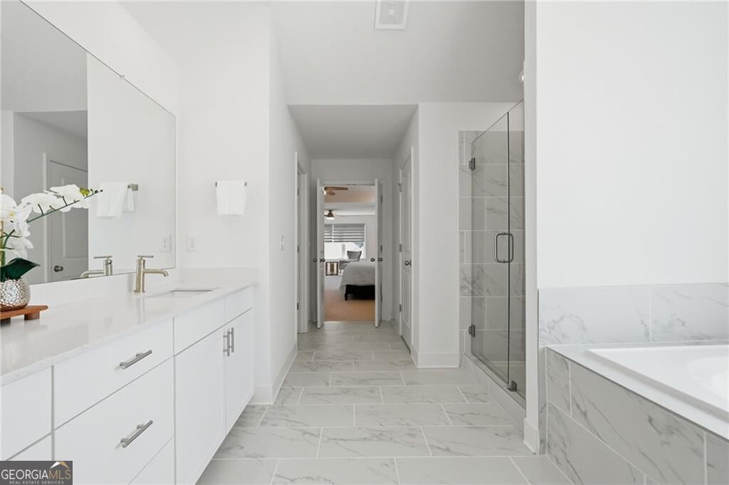 6410 Hawkins Manor Drive Property Photo 37