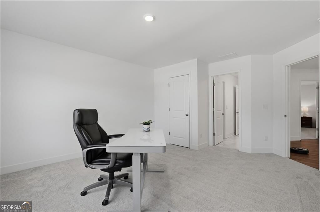 6410 Hawkins Manor Drive Property Photo 46