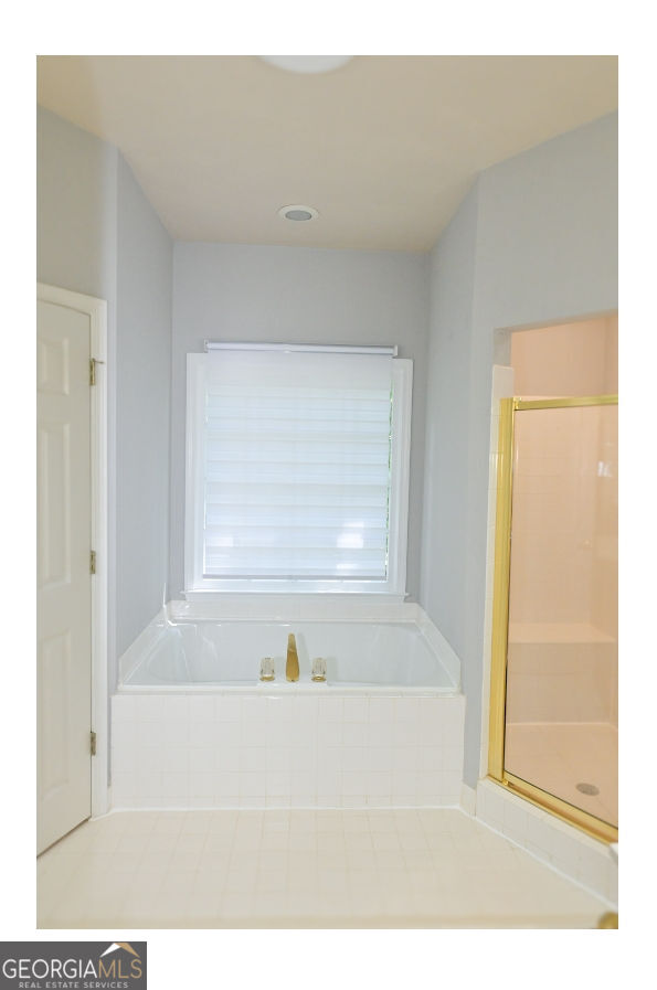 3885 Waterford Drive Property Photo 14
