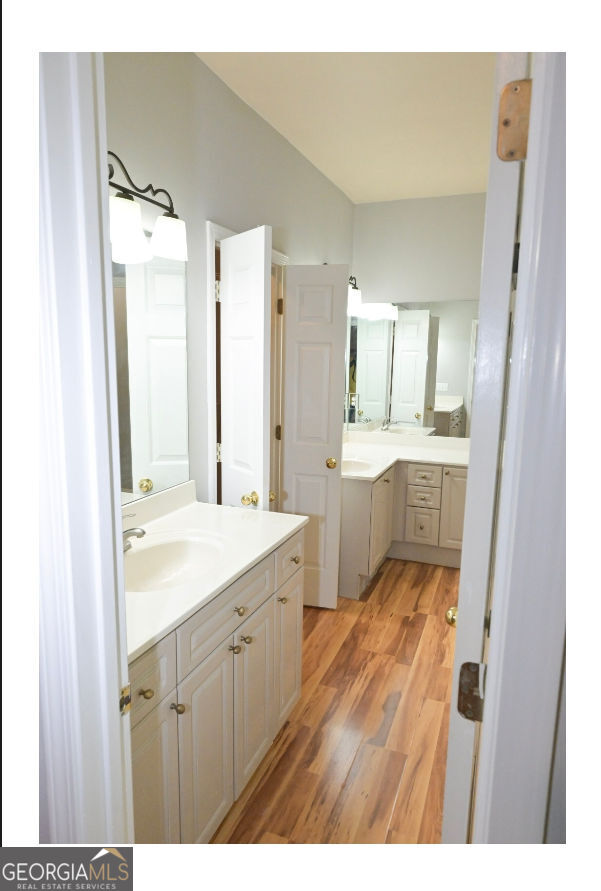 3885 Waterford Drive Property Photo 15
