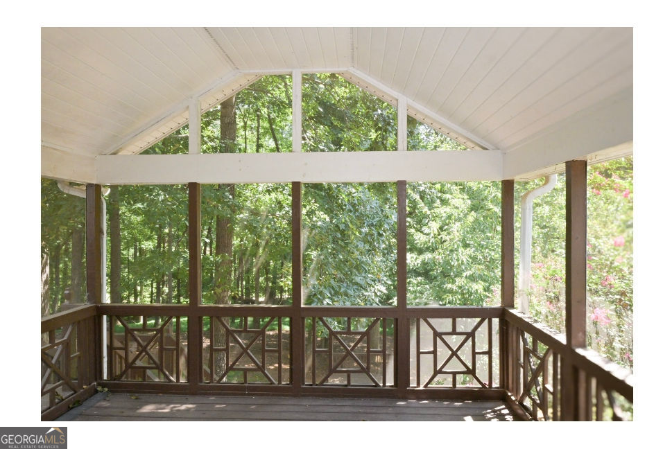 3885 Waterford Drive Property Photo 38