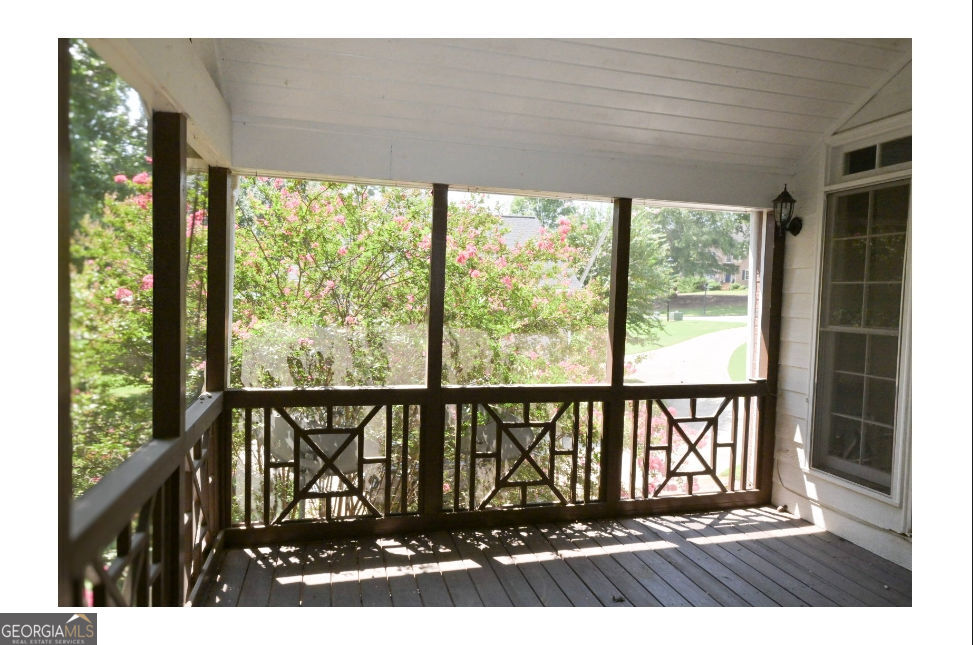3885 Waterford Drive Property Photo 39