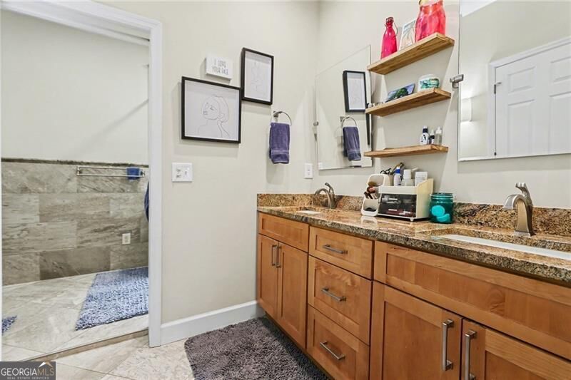 5735 E Ridge Drive Property Photo 37
