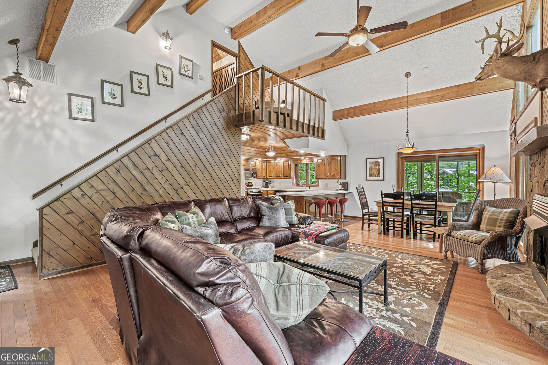 83 Hilltop Circle Property Photo 7