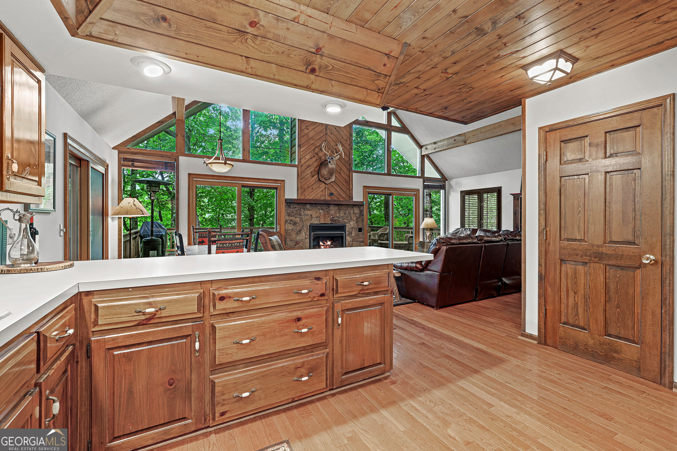 83 Hilltop Circle Property Photo 12