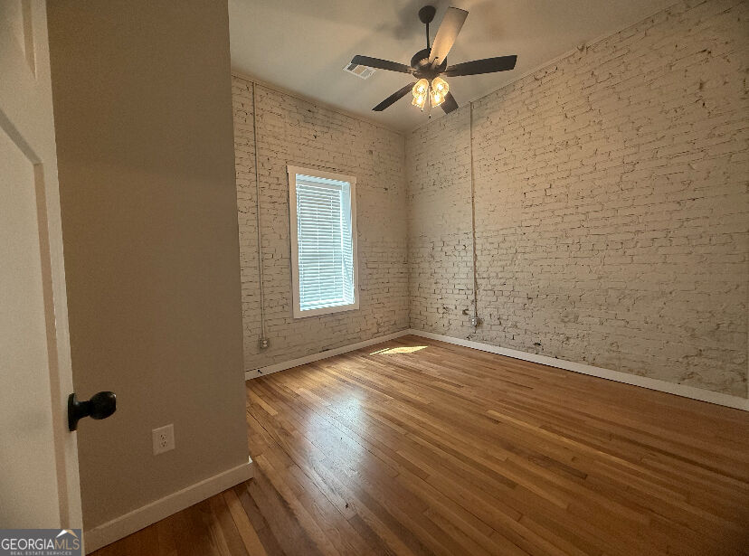 86 S Forest Avenue # D Property Photo 4