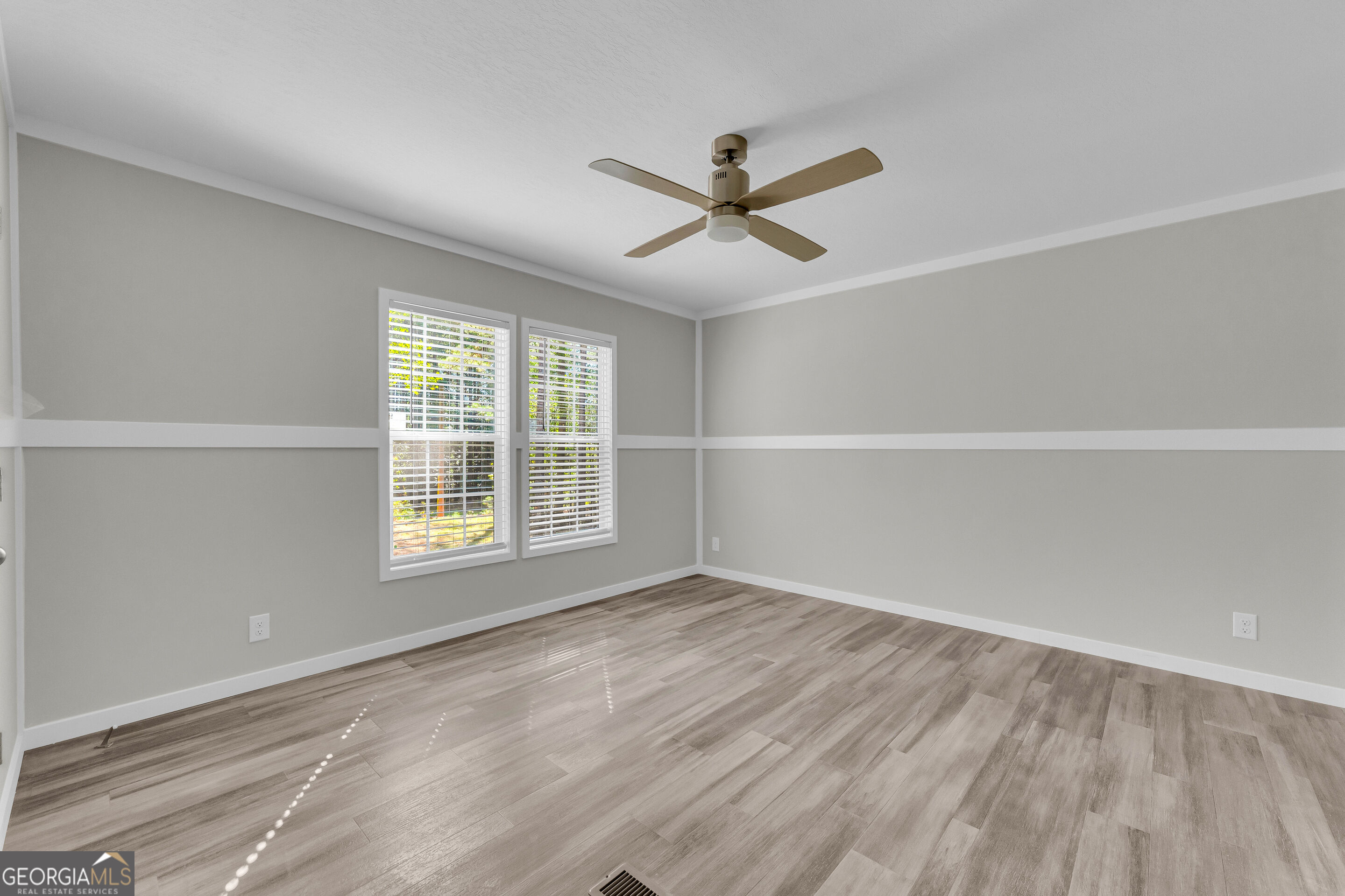 848 Swilling Road Property Photo 24