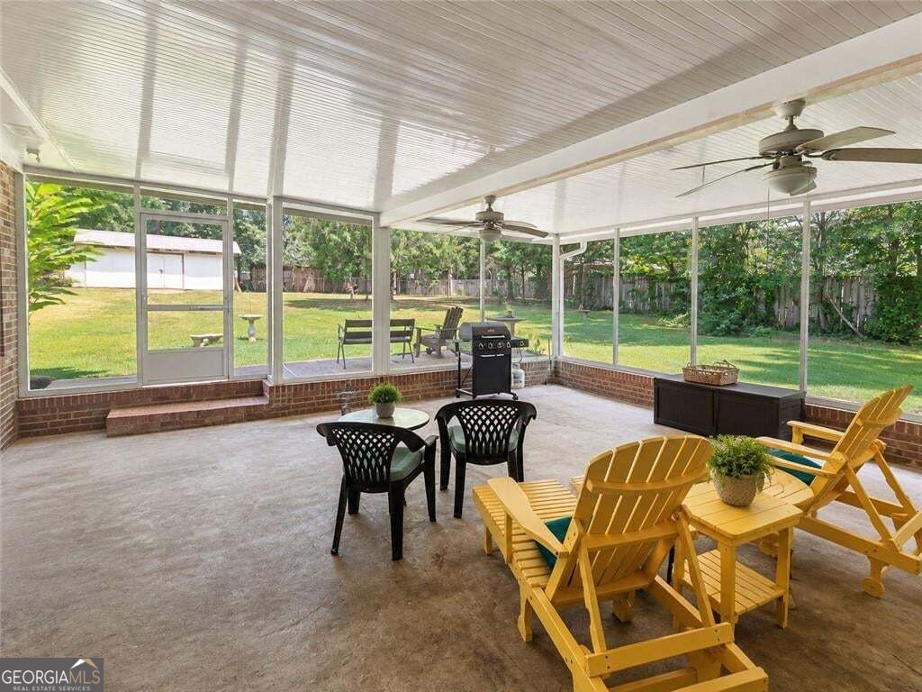 3511 W Surrey Road Property Photo 5