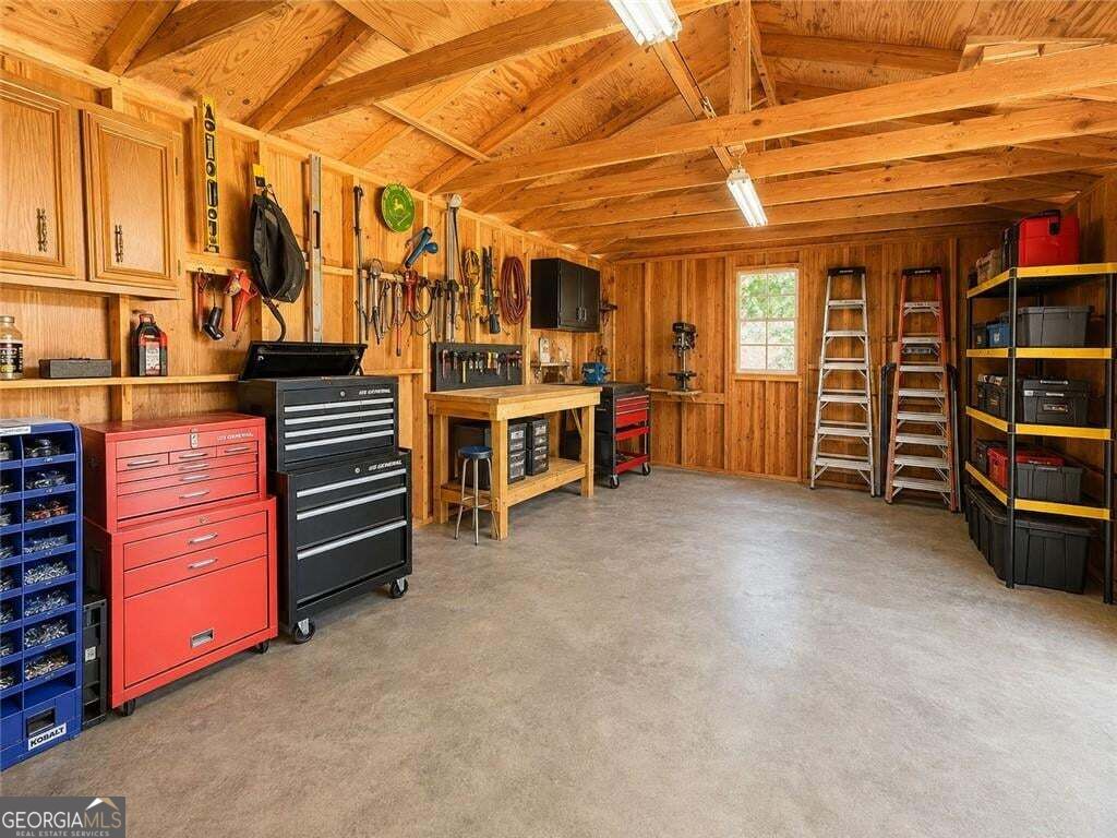 3511 W Surrey Road Property Photo 11