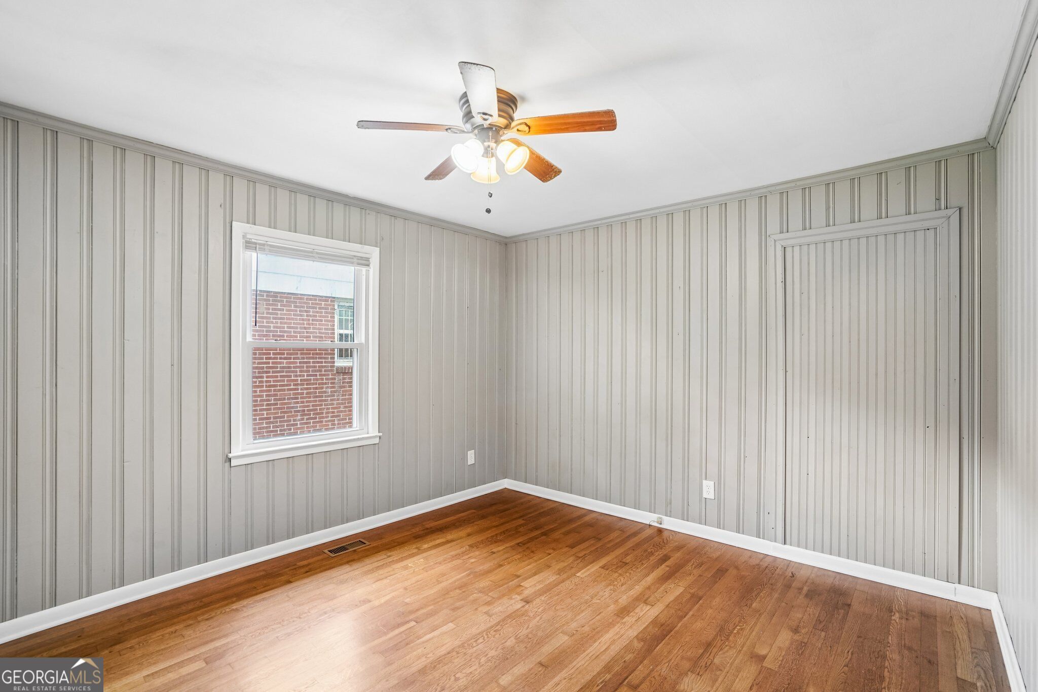 655 Albert Street Nw Property Photo 11