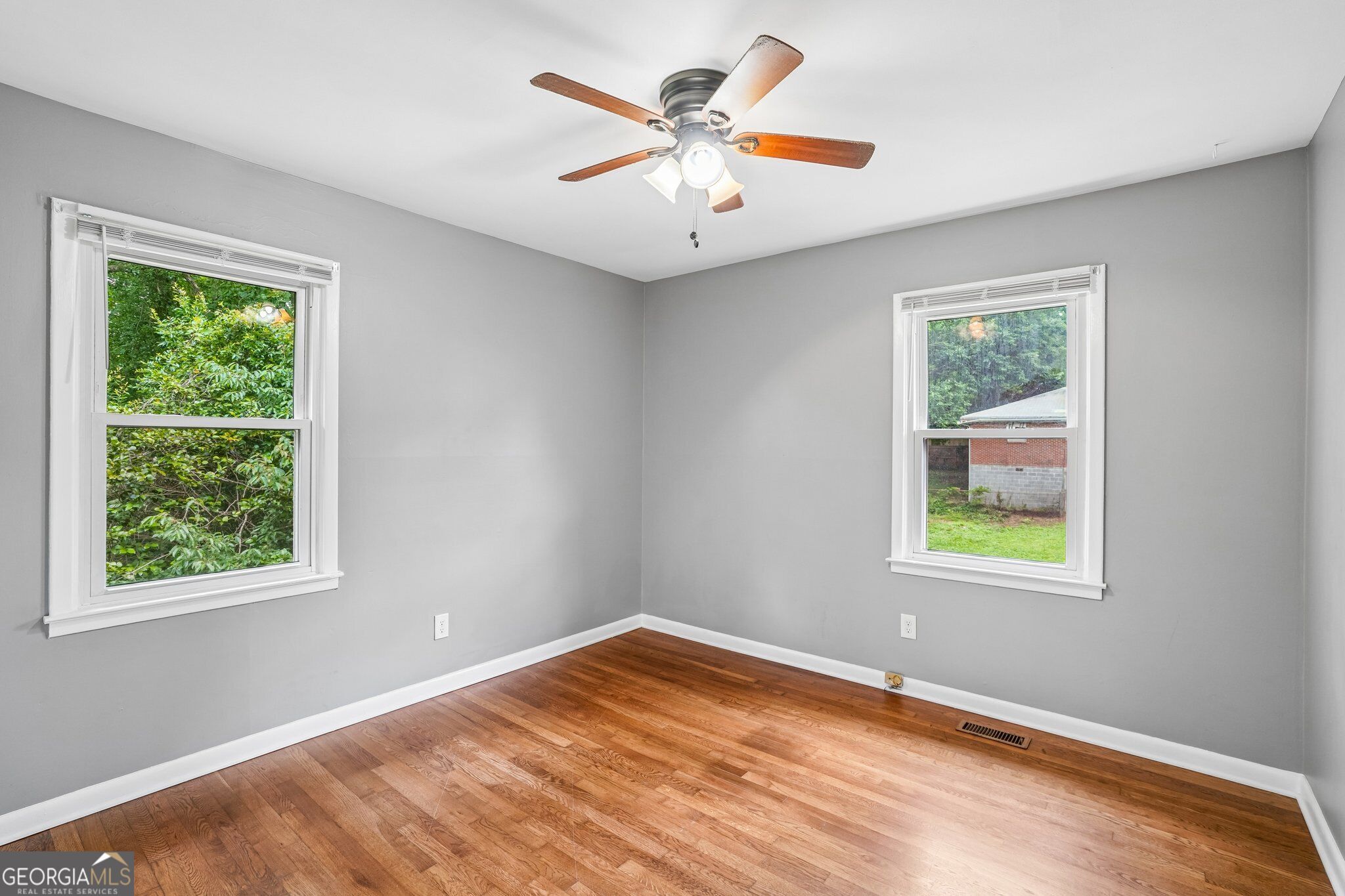 655 Albert Street Nw Property Photo 16