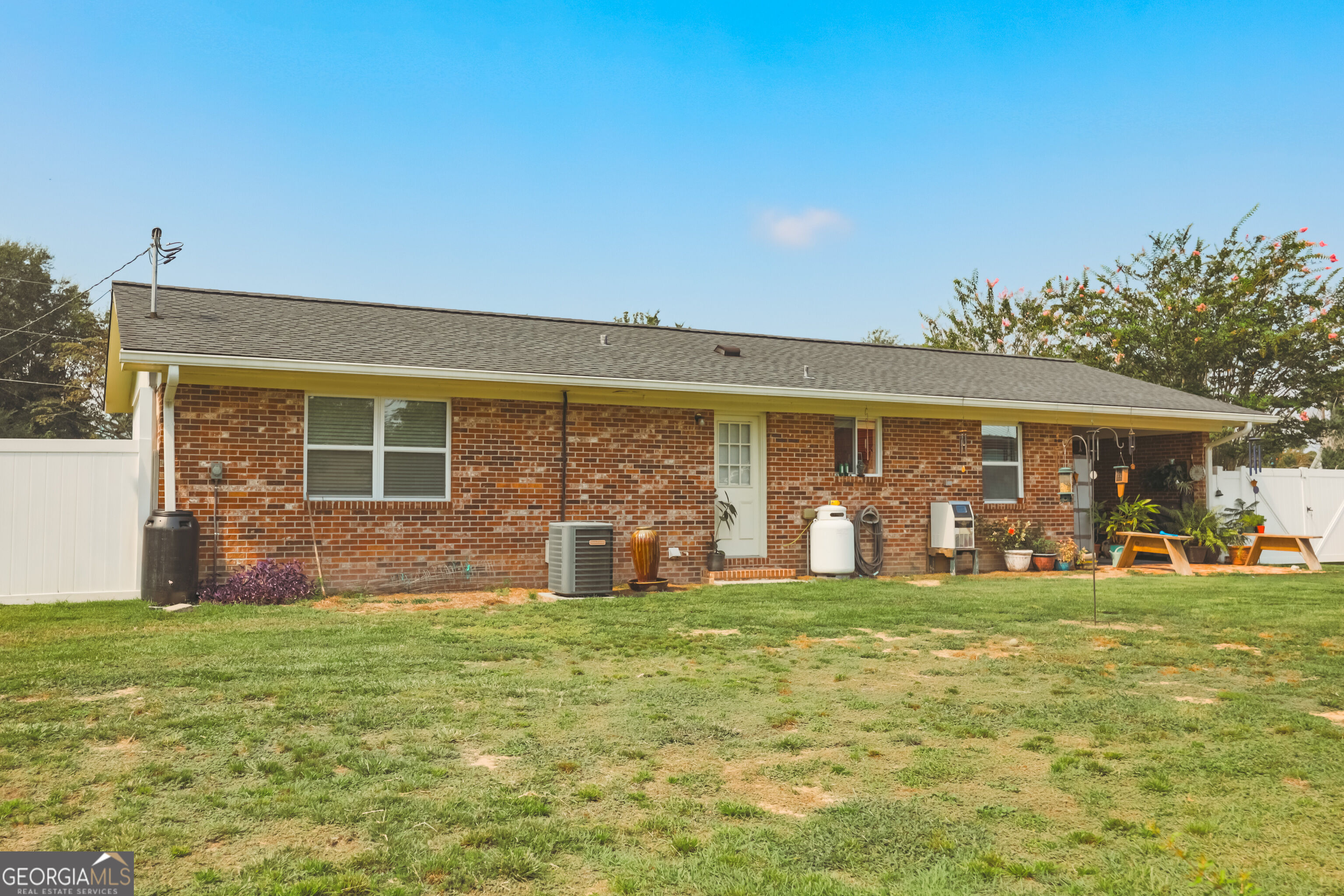 106 Beaver Drive Property Photo 4