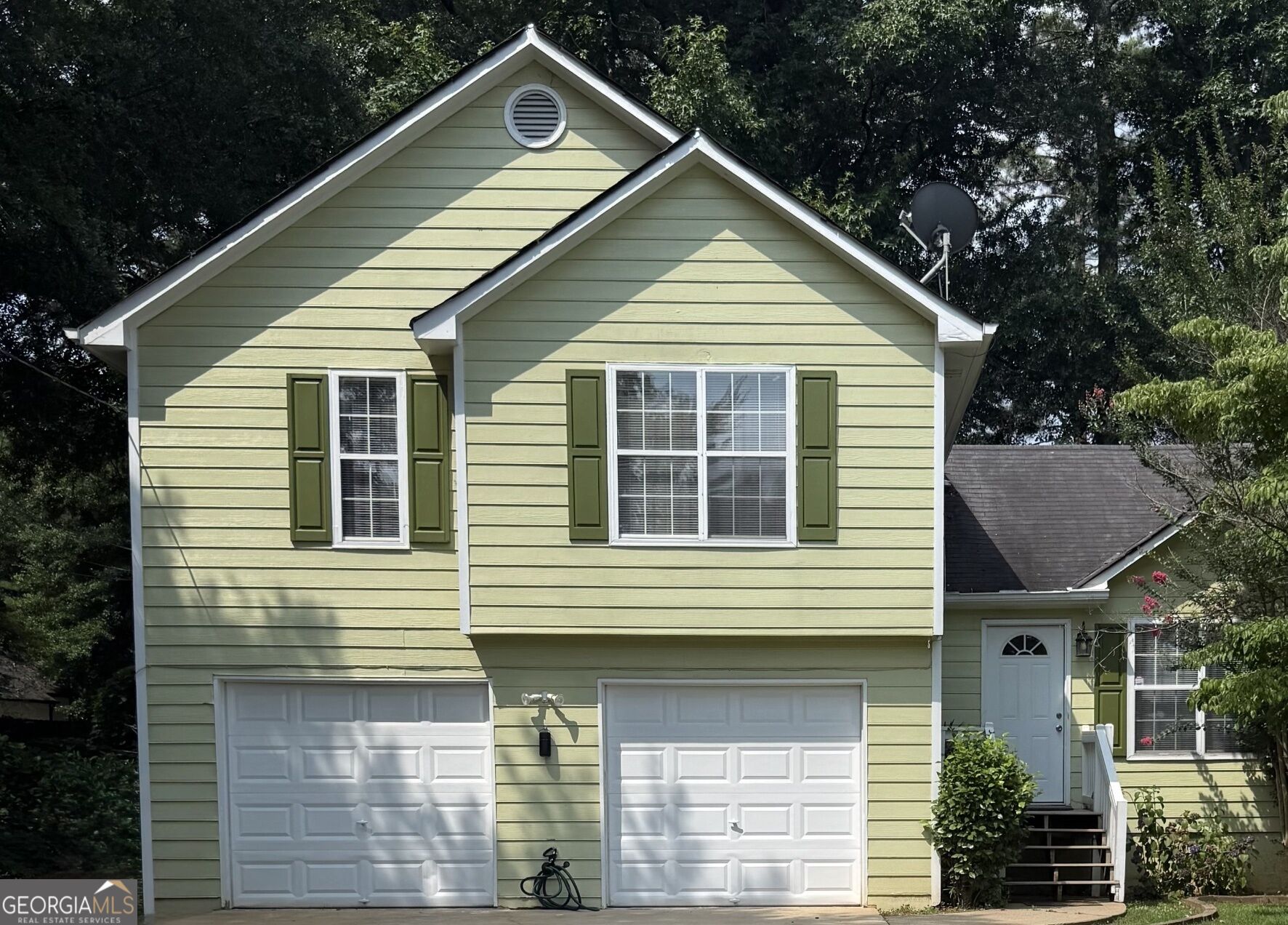 5887 Mistyview Drive Property Photo 1