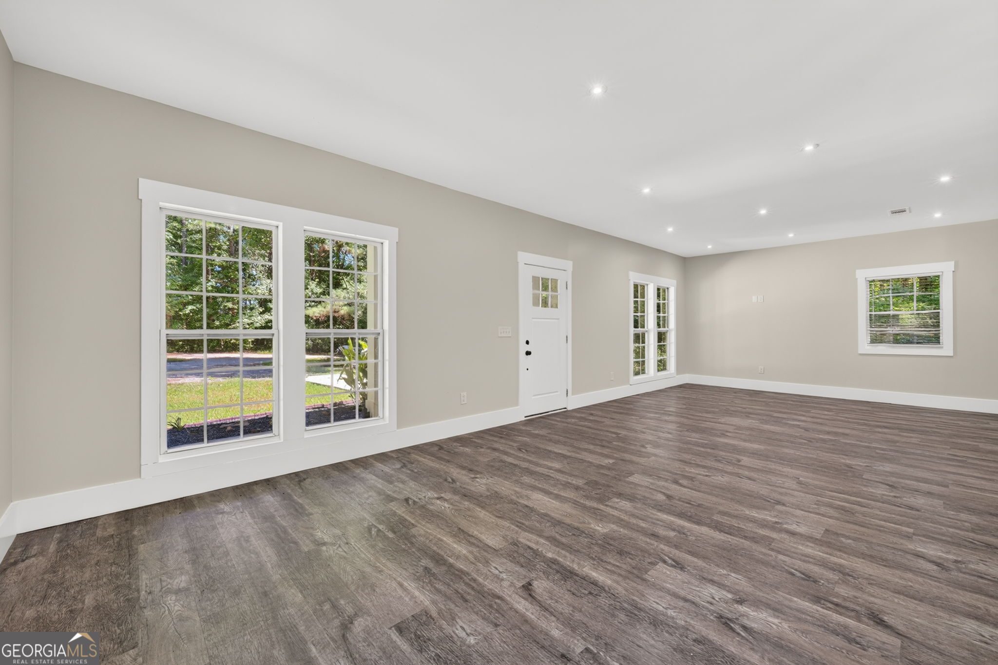 90 Edwin Smith Road Property Photo 10