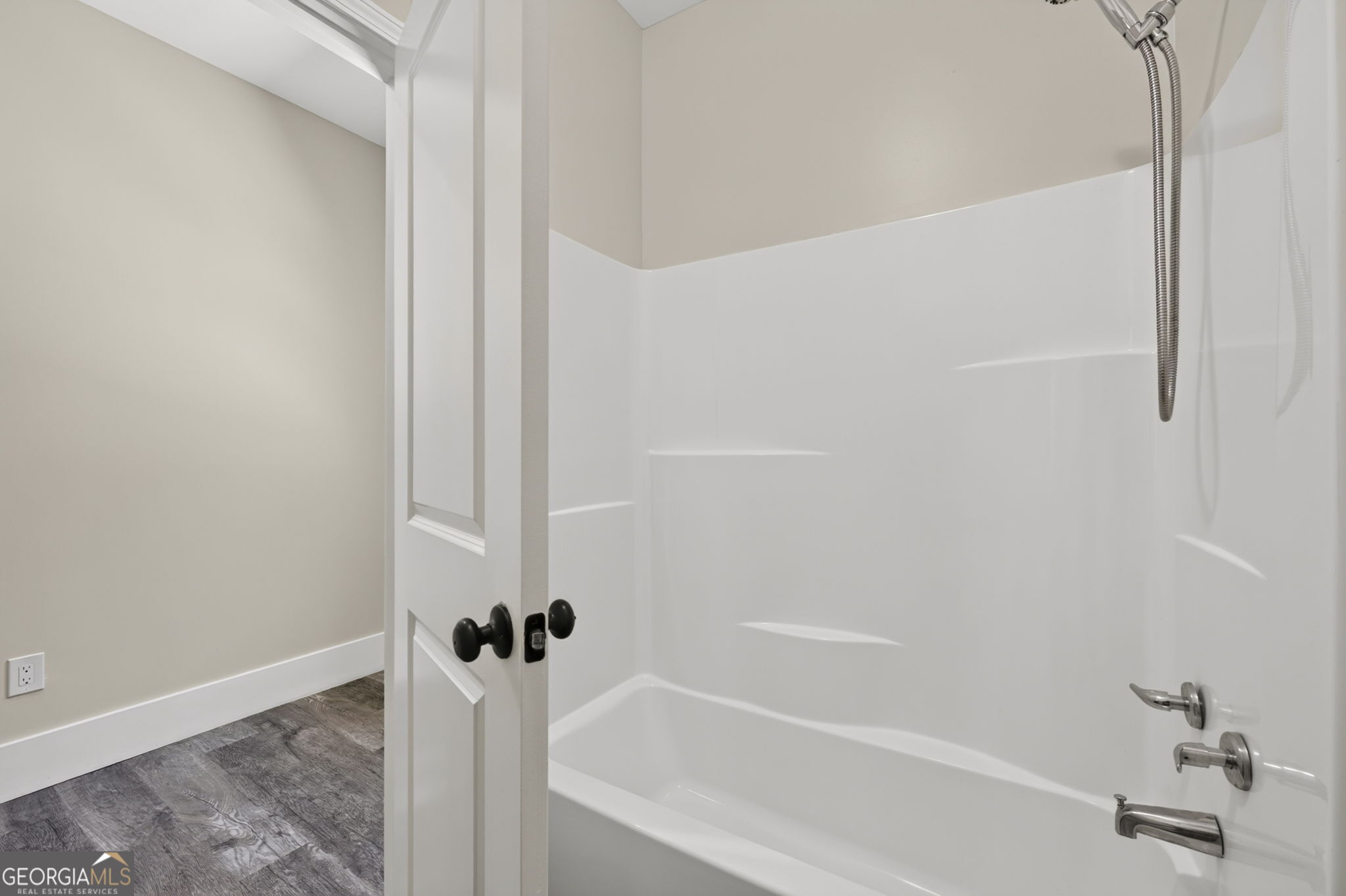 90 Edwin Smith Road Property Photo 30