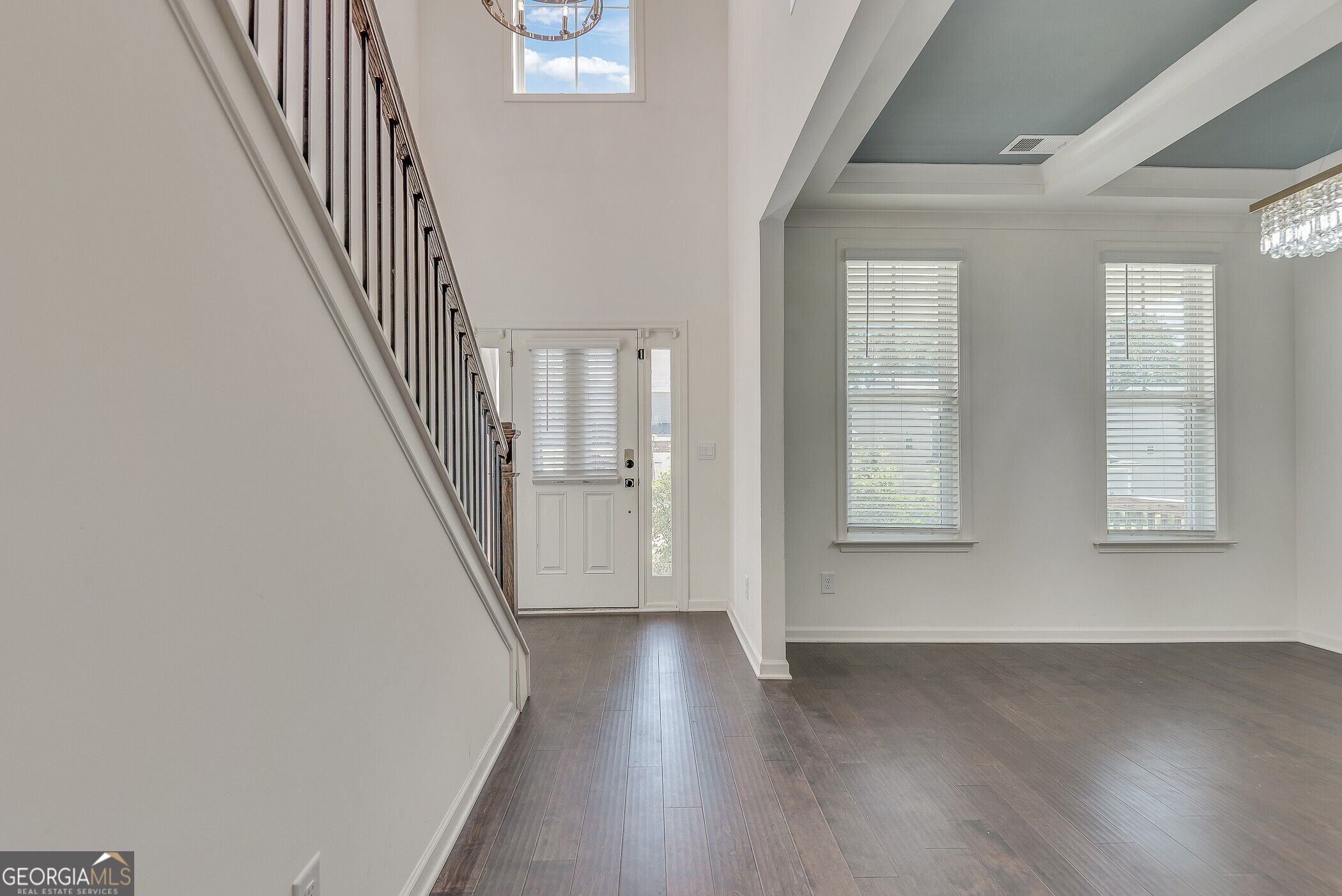 1440 Trident Maple Property Photo 5